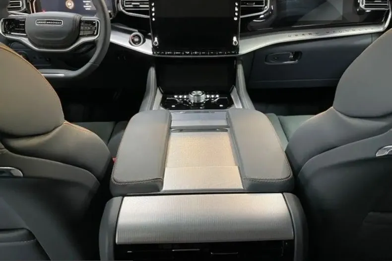 Jeep Wagoneer din 2025 cu 33.539 km - oferta JEE209964 - foto 11