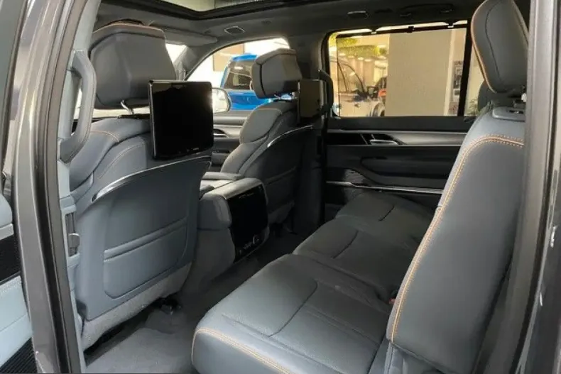 Jeep Wagoneer din 2025 cu 33.539 km - oferta JEE209964 - foto 15