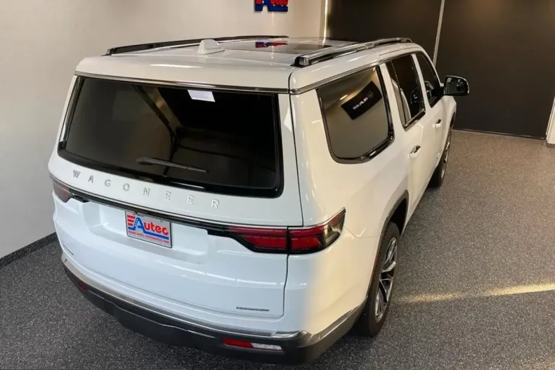 Jeep Wagoneer din 2025 cu 9.912 km - oferta JEE209966 - foto 8