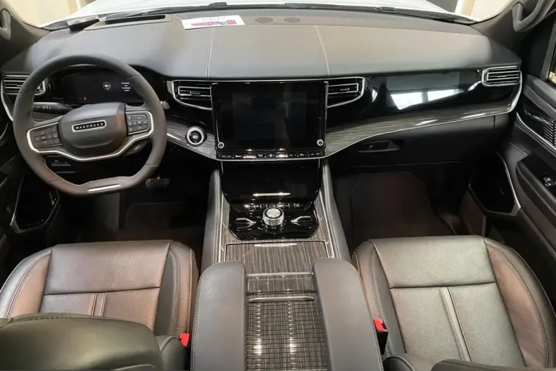 Jeep Wagoneer din 2025 cu 9.912 km - oferta JEE209966 - foto 11