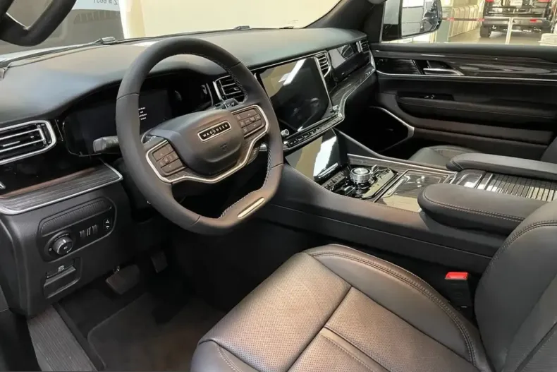 Jeep Wagoneer din 2025 cu 9.912 km - oferta JEE209966 - foto 12