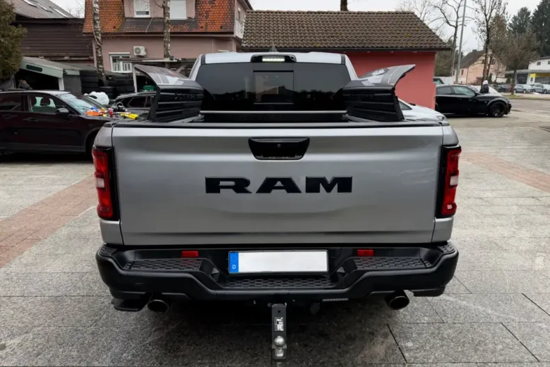 Dodge RAM din 2024 cu 20.000 km - oferta DOD209970 - foto 13