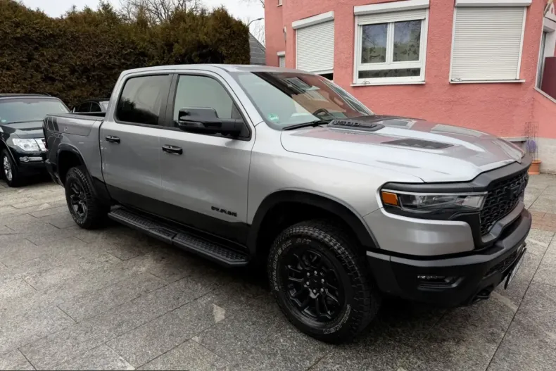 Dodge RAM din 2024 cu 20.000 km - oferta DOD209971 - foto 7
