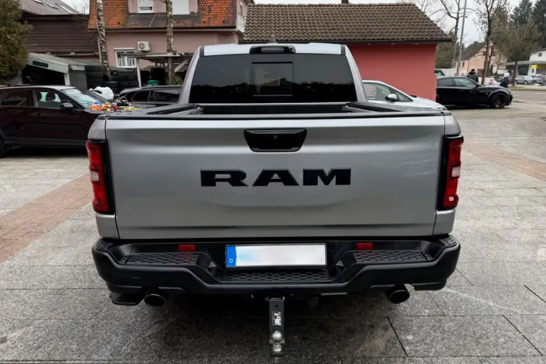 Dodge RAM din 2024 cu 20.000 km - oferta DOD209971 - foto 10