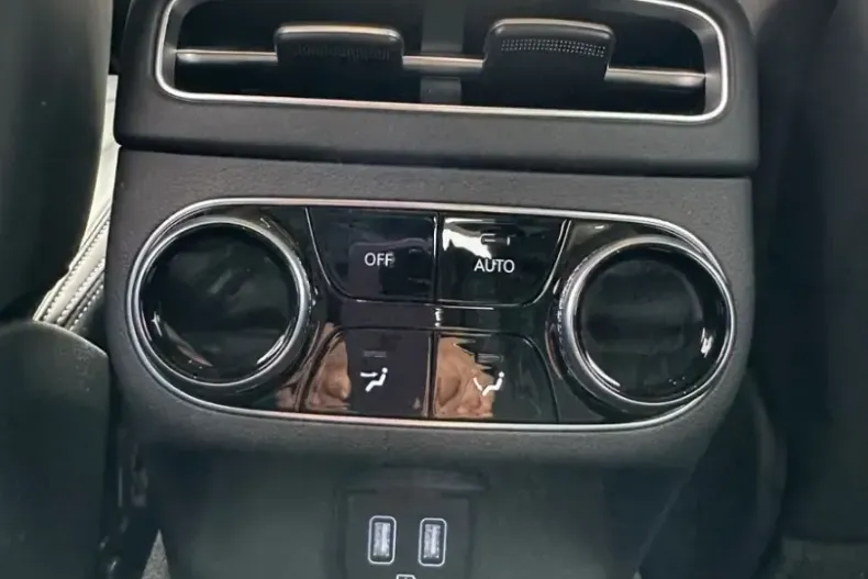 Genesis GV70 din 2024 cu 10.650 km - oferta GEN209972 - foto 18