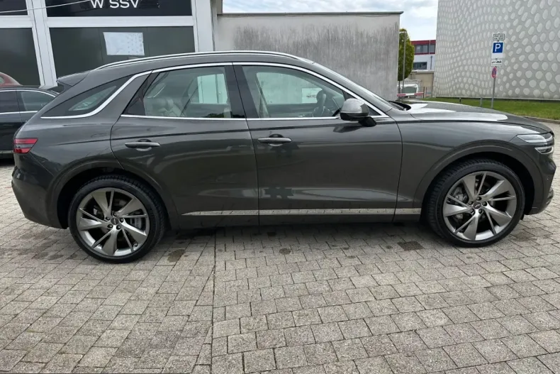 Genesis GV70 din 2025 cu 1.750 km - oferta GEN209973 - foto 9