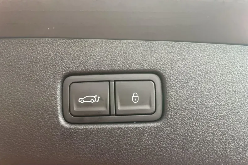 Genesis GV70 din 2025 cu 3.690 km - oferta GEN209977 - foto 19