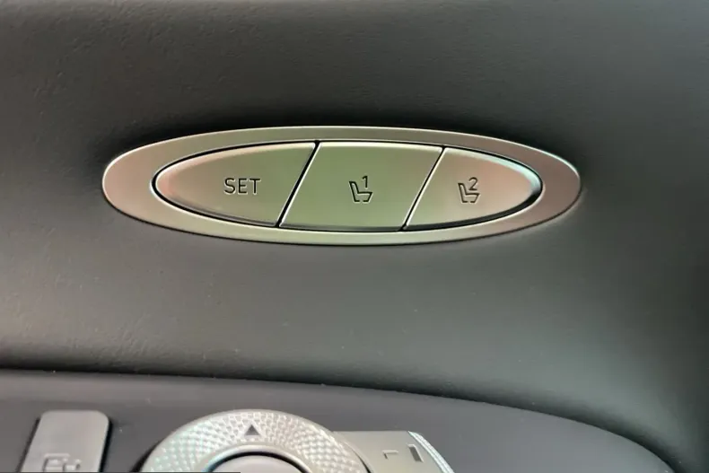 Genesis GV70 din 2025 cu 3.690 km - oferta GEN209977 - foto 21