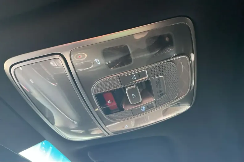Genesis GV70 din 2025 cu 3.690 km - oferta GEN209977 - foto 23