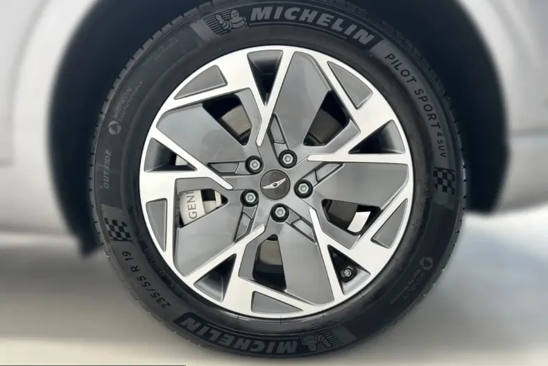 Genesis GV70 din 2024 cu 10.930 km - oferta GEN209978 - foto 9