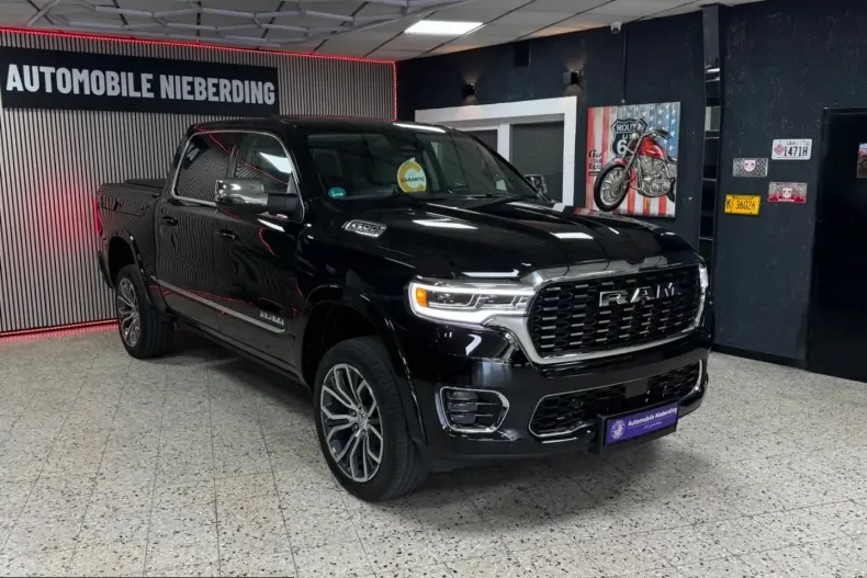 Dodge RAM din 2025 cu 17.034 km - oferta DOD209981 - foto 1