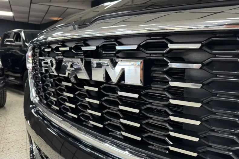 Dodge RAM din 2025 cu 17.034 km - oferta DOD209981 - foto 12