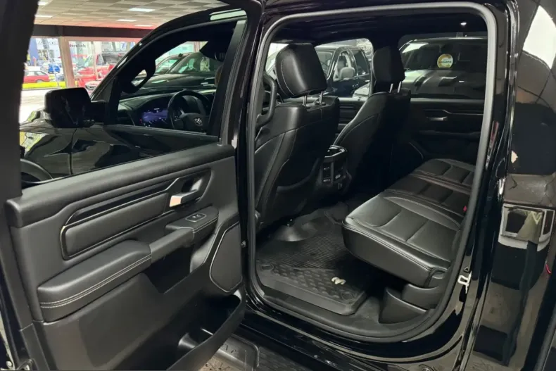 Dodge RAM din 2024 cu 23.151 km - oferta DOD209982 - foto 25