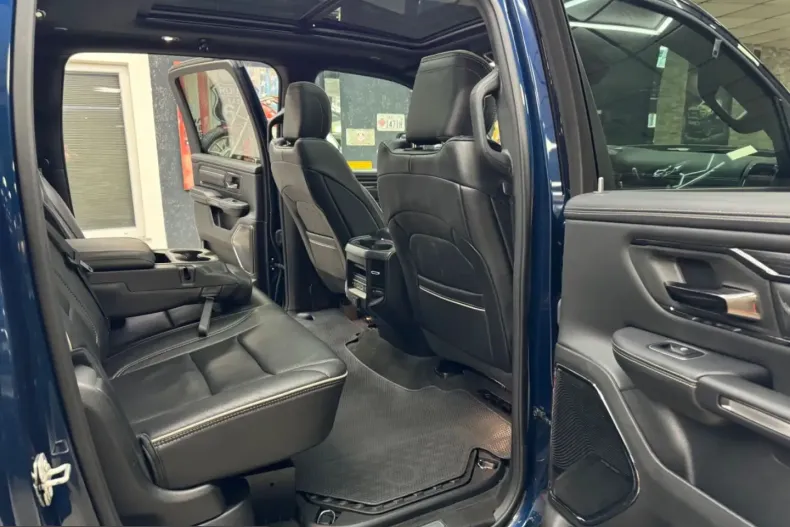 Dodge RAM din 2024 cu 47.078 km - oferta DOD209983 - foto 26