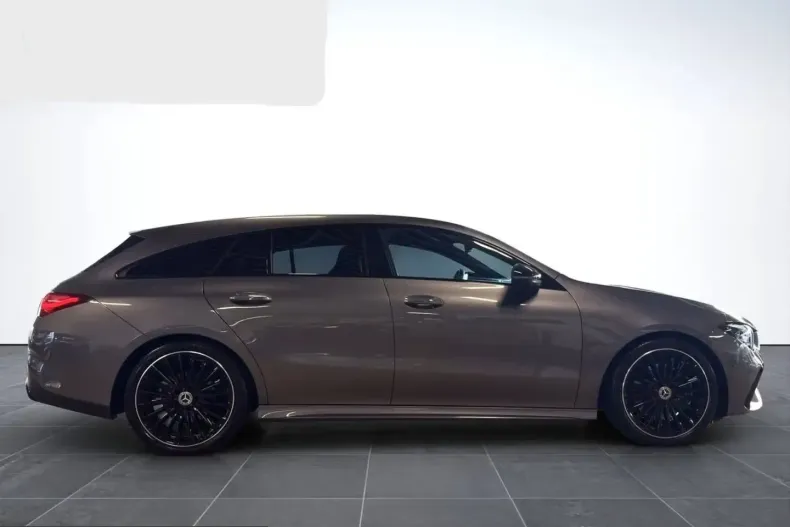 Mercedes-Benz CLA 200 (Clasa CLA) din 2025 cu 13.333 km - oferta MER209991 - foto 4