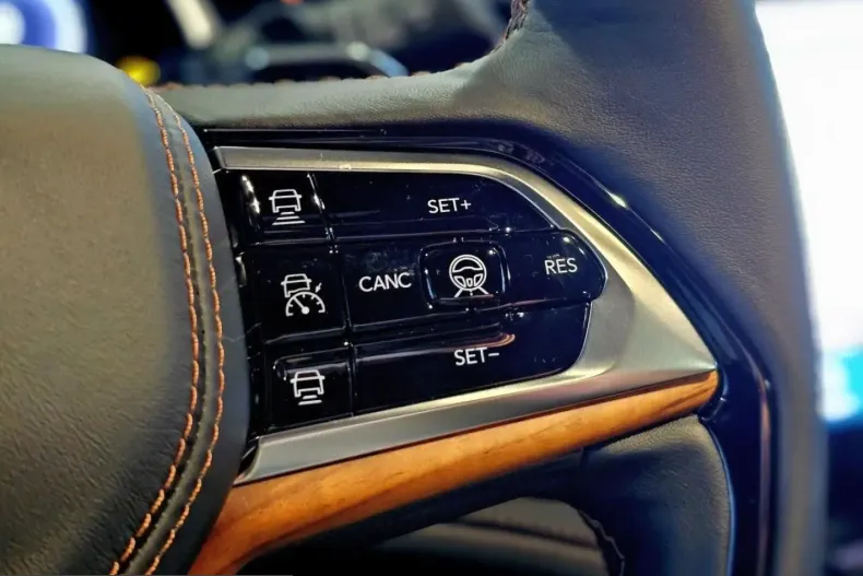 Jeep Grand Cherokee din 2024 cu 14.500 km - oferta JEE209995 - foto 21