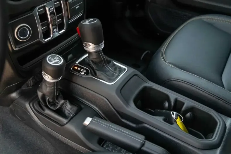 Jeep Wrangler din 2025 cu 5.000 km - oferta JEE209997 - foto 12