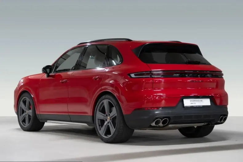 Porsche Cayenne din 2024 cu 4.200 km - oferta POR210004 - foto 3
