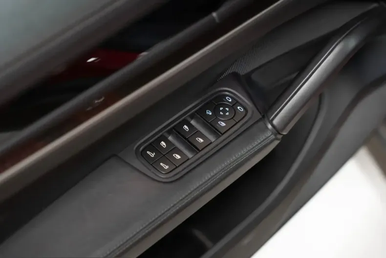 Porsche Cayenne din 2024 cu 4.200 km - oferta POR210004 - foto 21