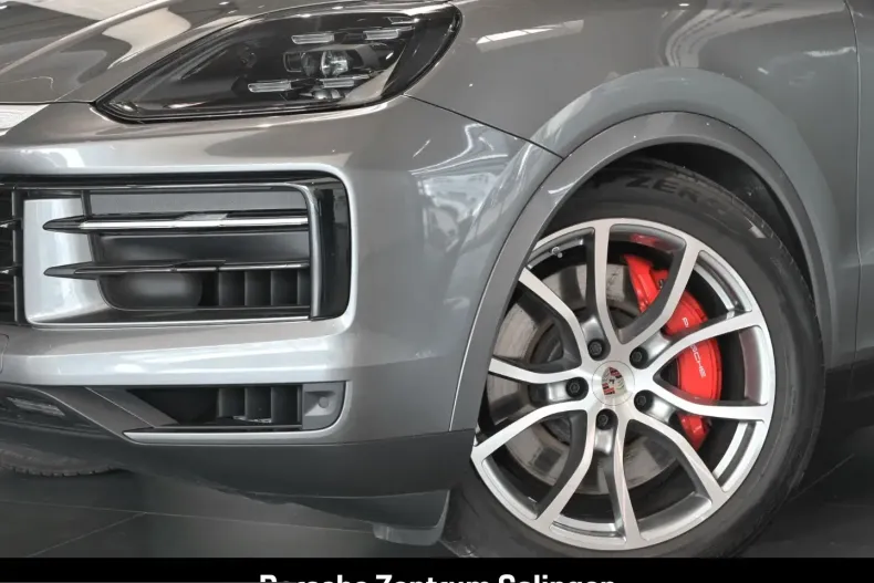 Porsche Cayenne din 2024 cu 27.459 km - oferta POR210005 - foto 6