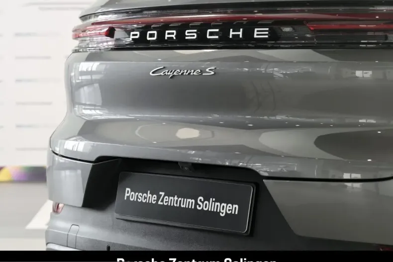 Porsche Cayenne din 2024 cu 27.459 km - oferta POR210005 - foto 8