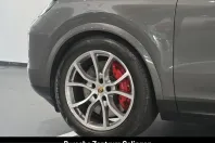 Porsche Cayenne din 2024 cu 27.459 km - oferta POR210005 - foto 10