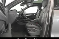 Porsche Cayenne din 2024 cu 27.459 km - oferta POR210005 - foto 17