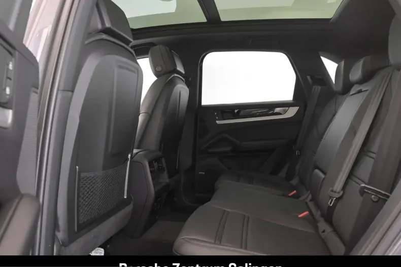 Porsche Cayenne din 2024 cu 27.459 km - oferta POR210005 - foto 18