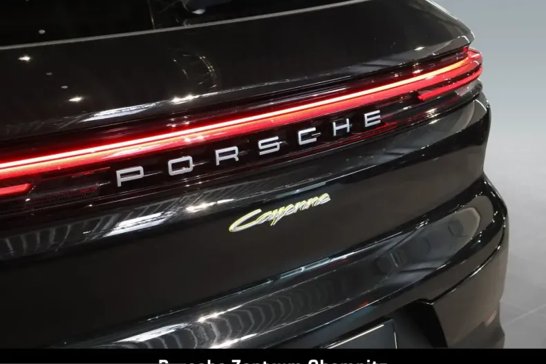 Porsche Cayenne din 2024 cu 23.350 km - oferta POR210007 - foto 35