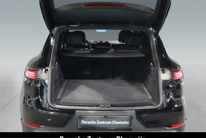 Porsche Cayenne din 2024 cu 23.350 km - oferta POR210007 - foto 39