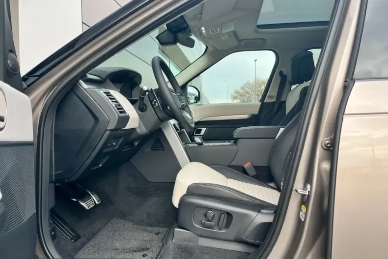 Land Rover Discovery din 2025 cu 25.000 km - oferta LAN210017 - foto 9