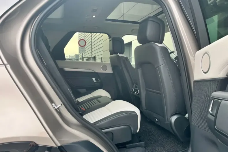 Land Rover Discovery din 2025 cu 25.000 km - oferta LAN210017 - foto 11