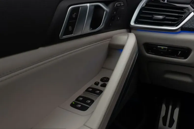 BMW X6 M50 (Seria X) din 2023 cu 81.977 km - oferta BMW210018 - foto 35