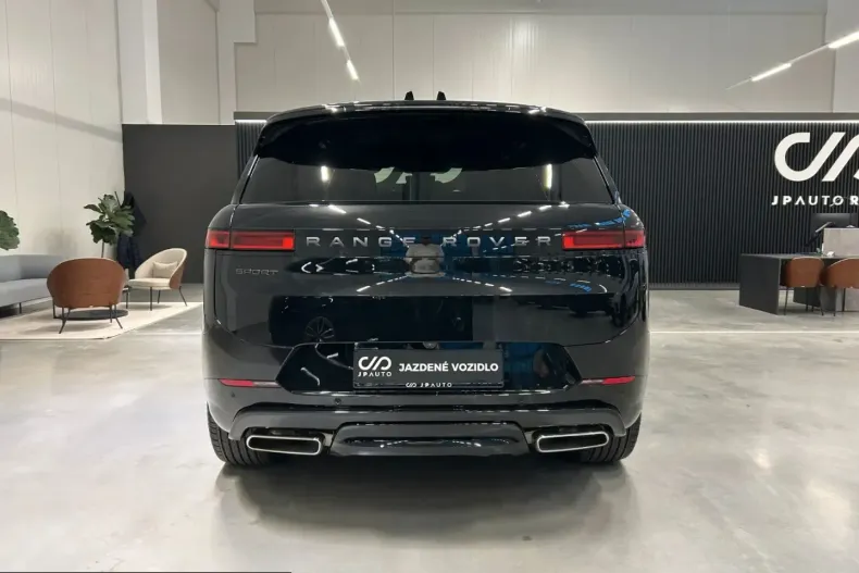 Land Rover Range Rover Sport din 2025 cu 9.042 km - oferta LAN210020 - foto 7