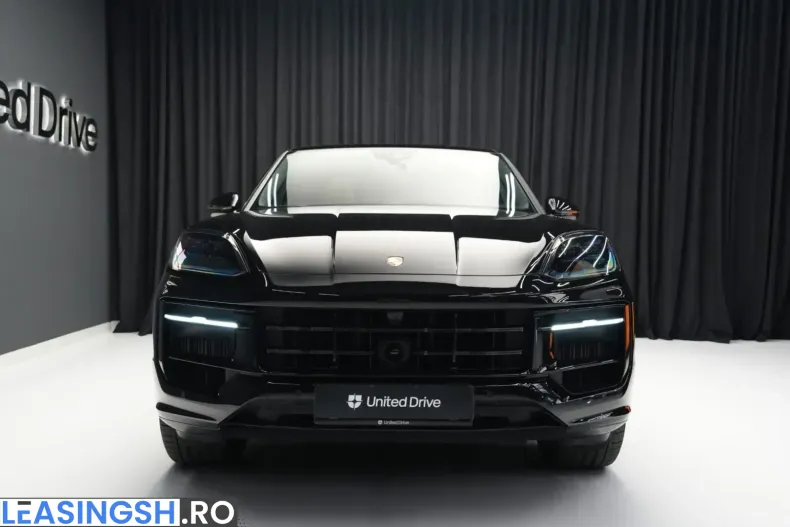 Porsche Cayenne din 2023 cu 13.811 km - oferta POR210021 - foto 2