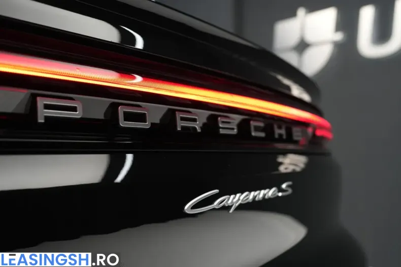 Porsche Cayenne din 2023 cu 13.811 km - oferta POR210021 - foto 26