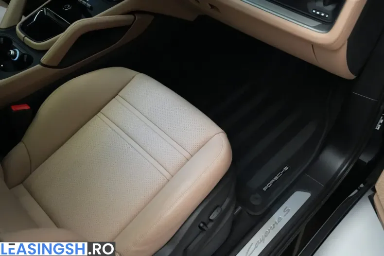 Porsche Cayenne din 2023 cu 13.811 km - oferta POR210021 - foto 29