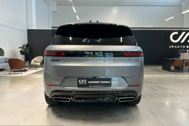 Land Rover Range Rover Sport din 2025 cu 8.062 km - oferta LAN210022 - foto 7