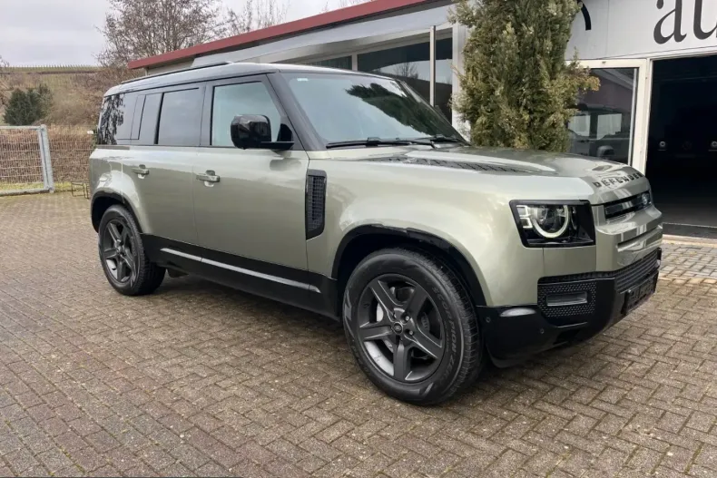 Land Rover Defender din 2025 cu 32.568 km - oferta LAN210023 - foto 1