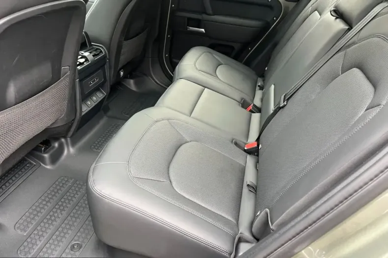 Land Rover Defender din 2025 cu 32.568 km - oferta LAN210023 - foto 15