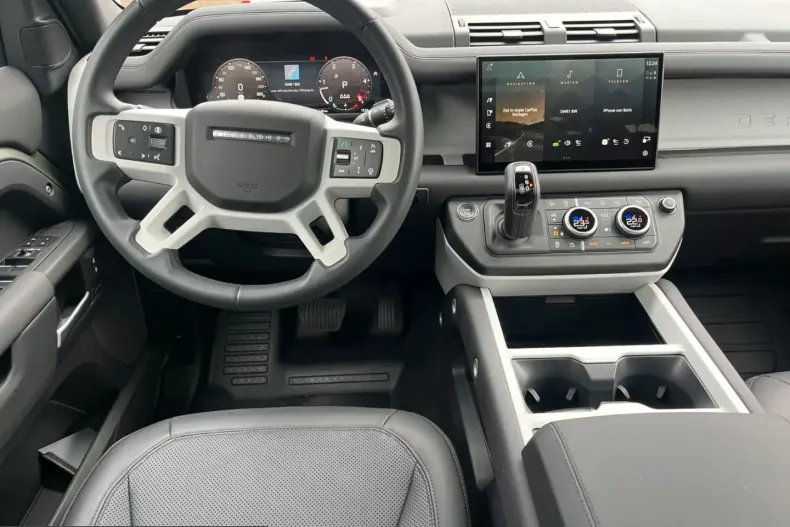 Land Rover Defender din 2025 cu 32.568 km - oferta LAN210023 - foto 16