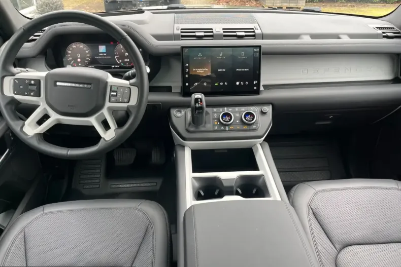 Land Rover Defender din 2025 cu 32.568 km - oferta LAN210023 - foto 17