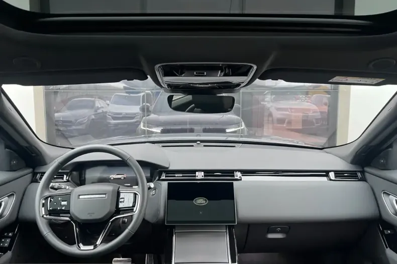 Land Rover Range Rover Velar din 2024 cu 28.000 km - oferta LAN210029 - foto 10