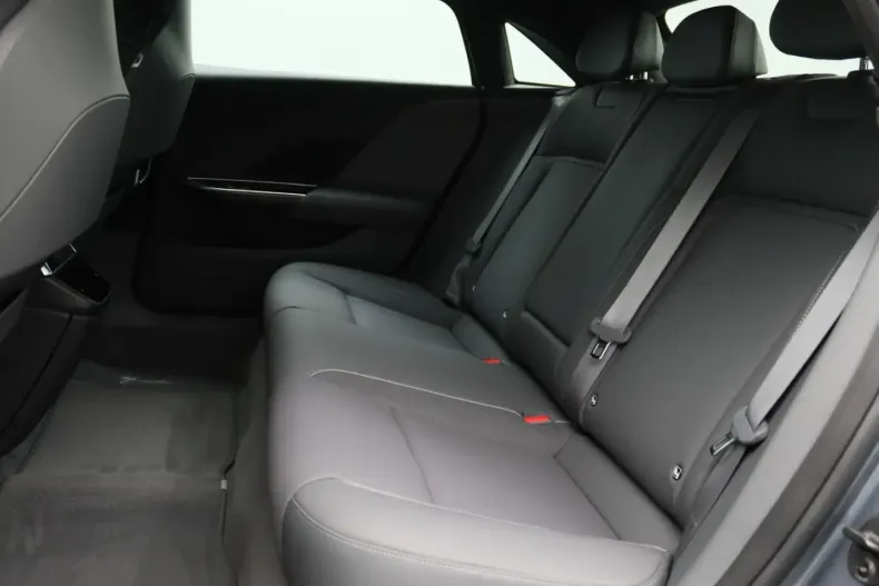 Lucid Air din 2024 cu 11.500 km - oferta LUC210033 - foto 7