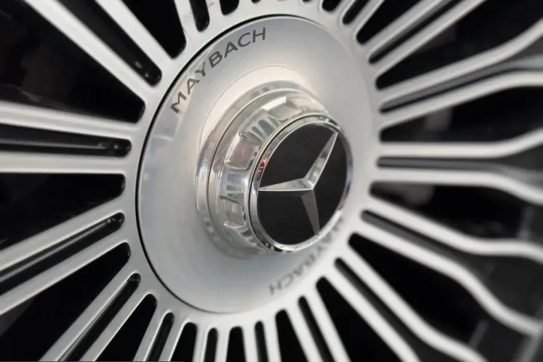 Maybach Altele din 2024 cu 11.545 km - oferta MAY210037 - foto 11