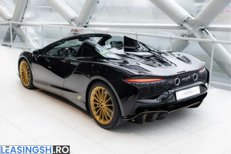 McLaren Artura din 2025 cu 9.500 km - oferta MCL210040 - foto 2