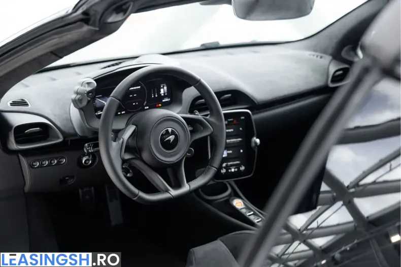 McLaren Artura din 2025 cu 9.500 km - oferta MCL210040 - foto 13