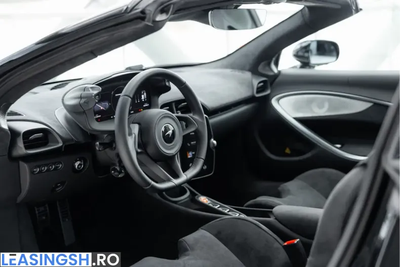McLaren Artura din 2025 cu 9.500 km - oferta MCL210040 - foto 19