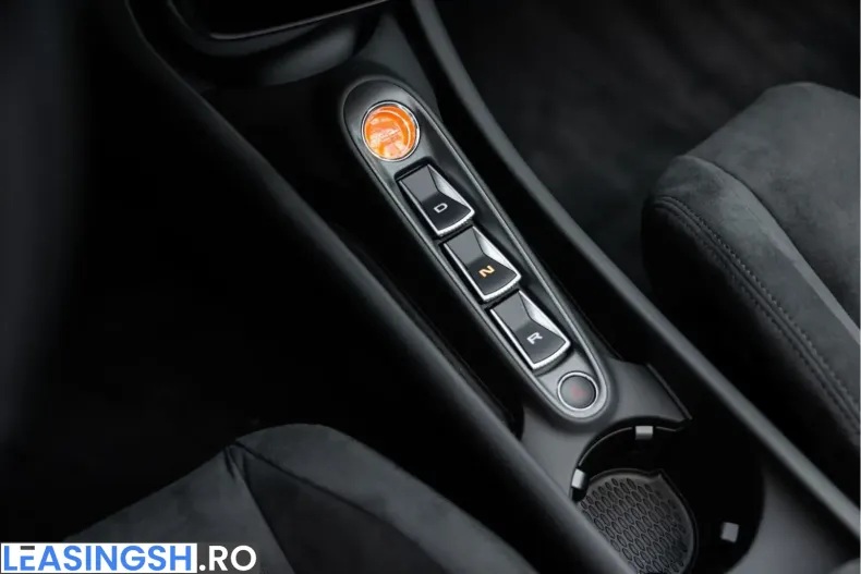 McLaren Artura din 2025 cu 9.500 km - oferta MCL210040 - foto 36