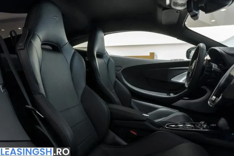 McLaren GT din 2025 cu 4.482 km - oferta MCL210044 - foto 20